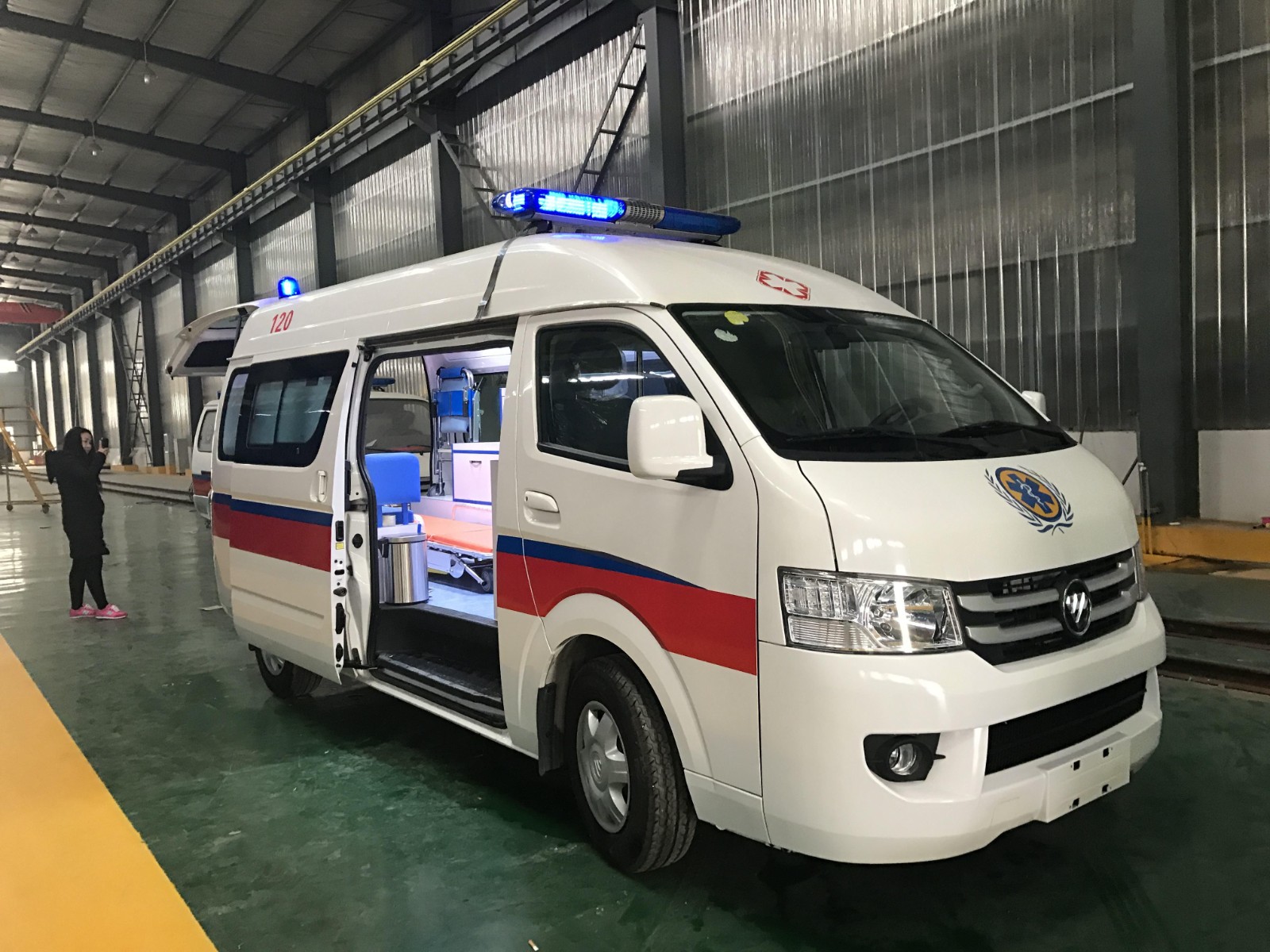 始兴县救护车转院